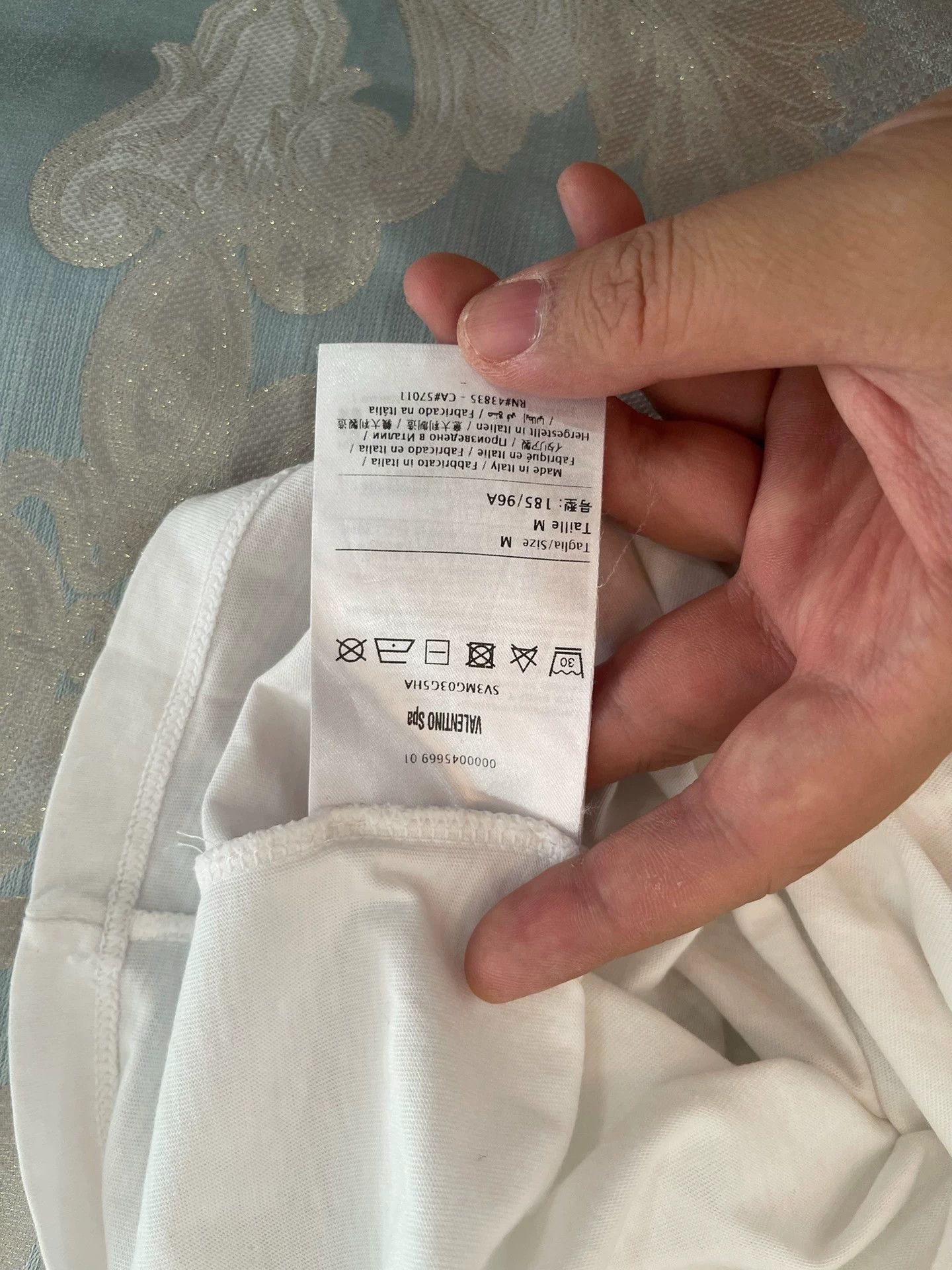 Valentino Valentino White Graffiti Logos Short Sleeve Tee M Size US M / EU 48-50 / 2 - 5 Thumbnail