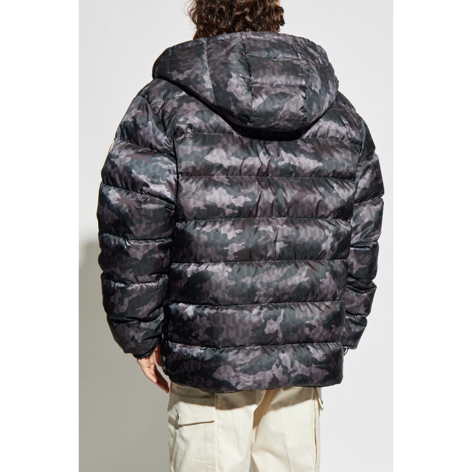 Moncler MONCLER Aubepine Men's Black Reversible Down Jacket New (Men Size US M / EU 48-50 / 2 - 2 Thumbnail