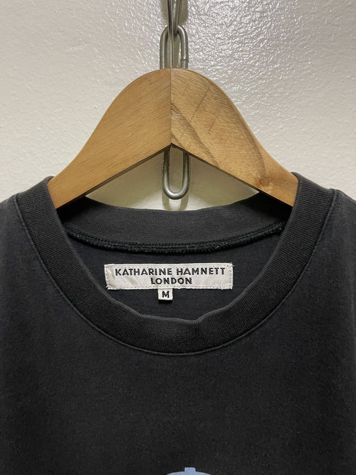 Katharine Hamnett London × Vintage Vintage Katharine Hamnett T Shirt Faded Size US M / EU 48-50 / 2 - 7 Thumbnail