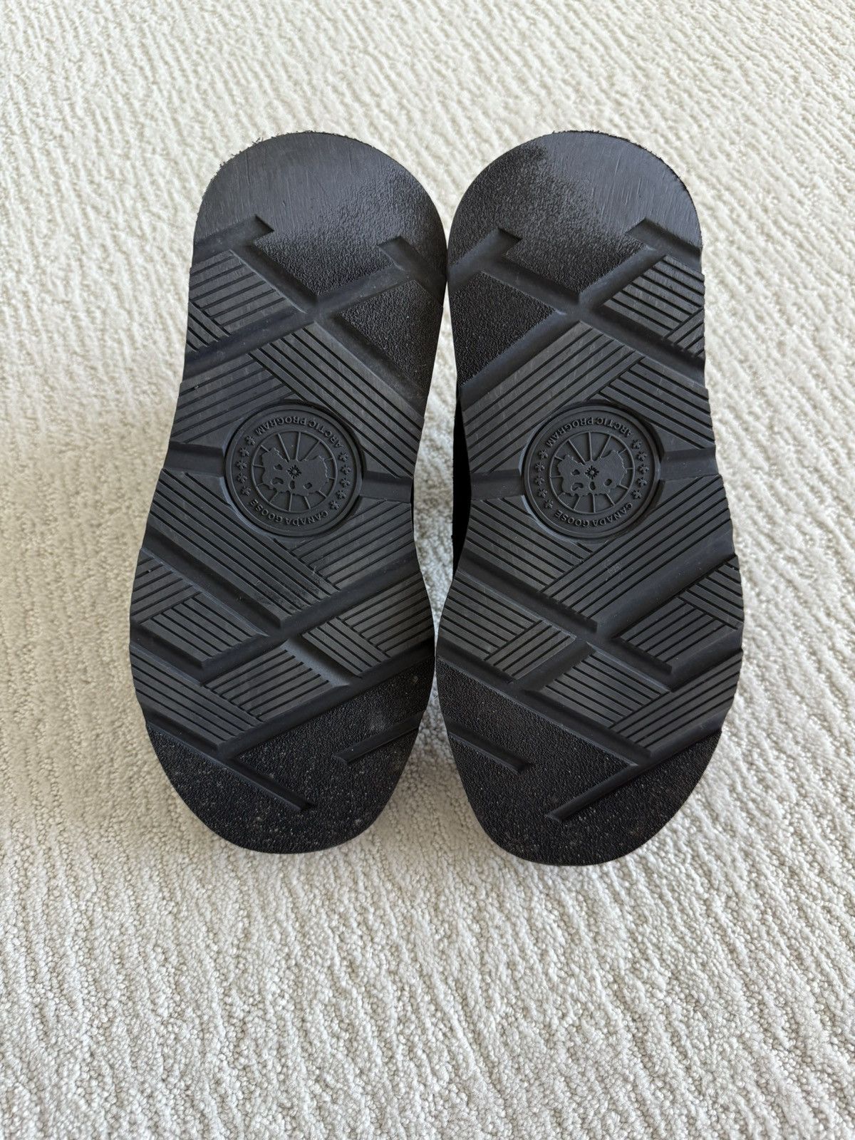 Canada Goose Canada Goose Women’s Cypress Puffer Boot short zip size 10 Size US 10 / IT 40 - 9 Thumbnail