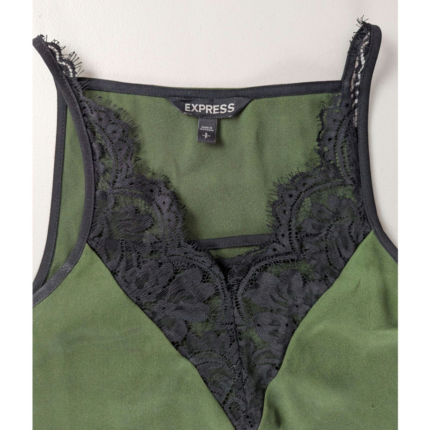Express Express Satin Camisole Womens Small Green Black Lace Y2K Size S / US 4 / IT 40 - 2 Thumbnail