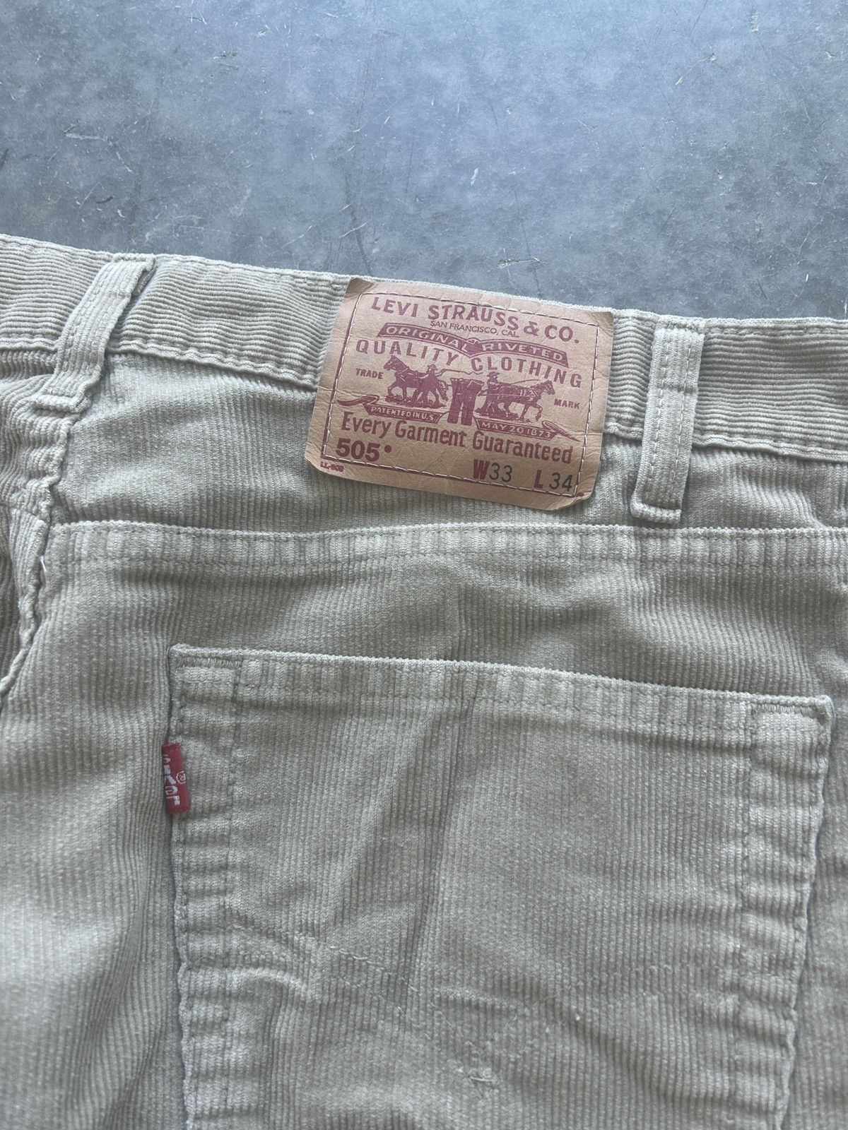 Levi's × Vintage Vintage Y2K Levi’s 505 Corduroy Pants 33x34 Size US 33 - 7 Thumbnail