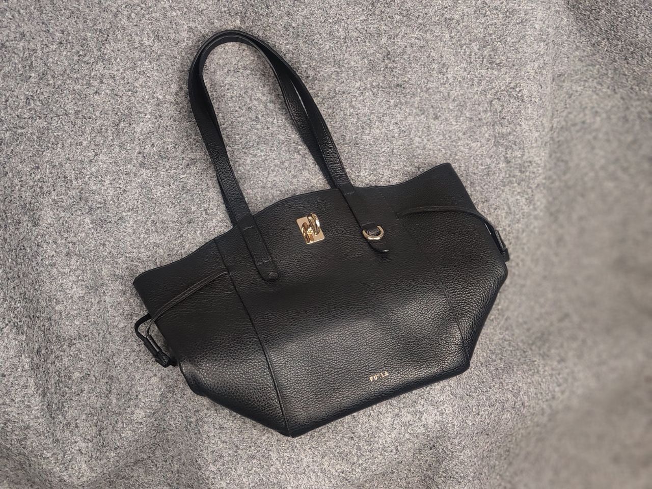 Furla Furla Net M Tote Shoulder Bag Grainy leather HW Turn Lock Size ONE SIZE - 22 Thumbnail