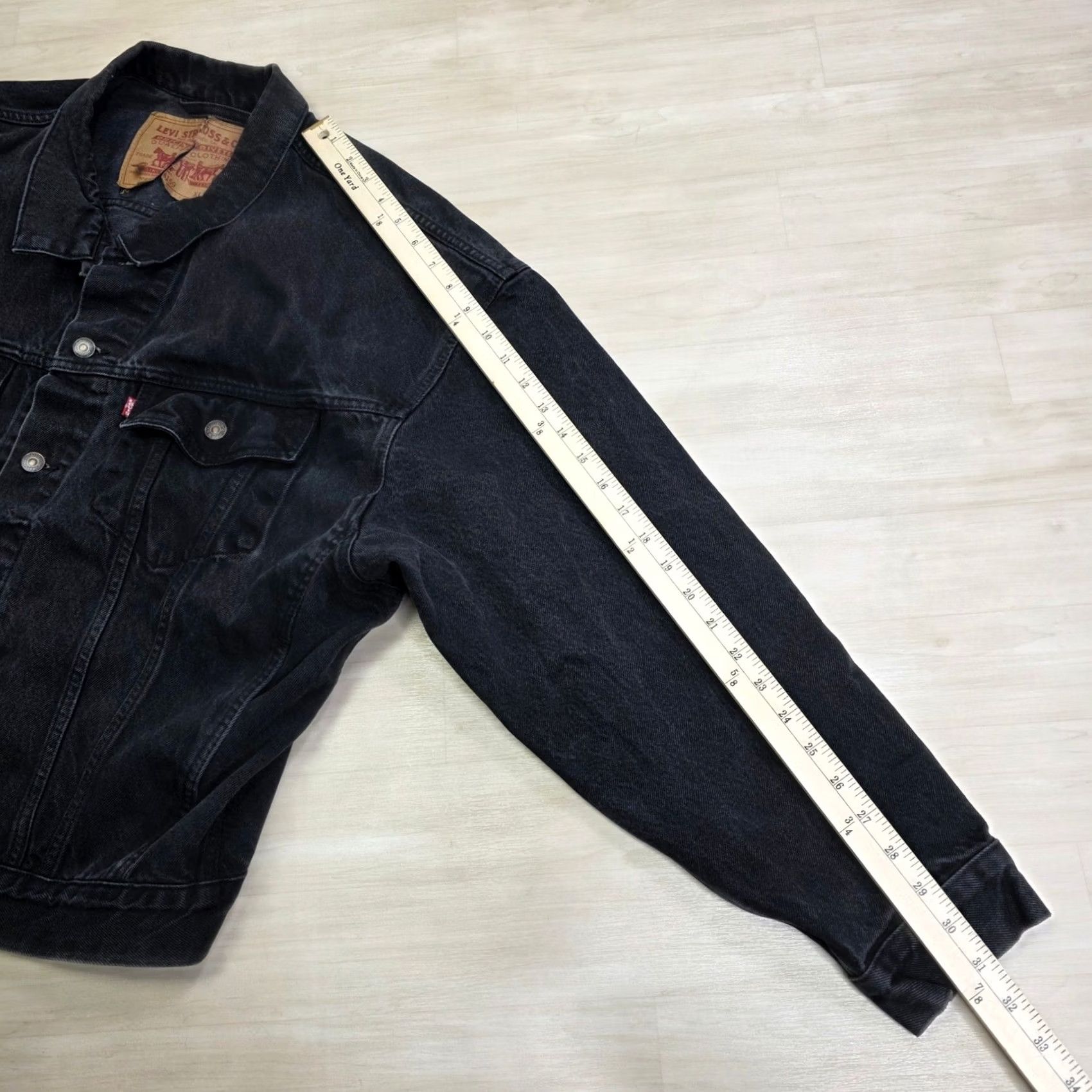 Levi's VINTAGE Levi's 70598-4159 Black Denim Jean Jacket Big Patch XL Jacket Men Jeans 90s Casual Front Button Pocket Denim Size US 36 / EU 52 - 6 Thumbnail