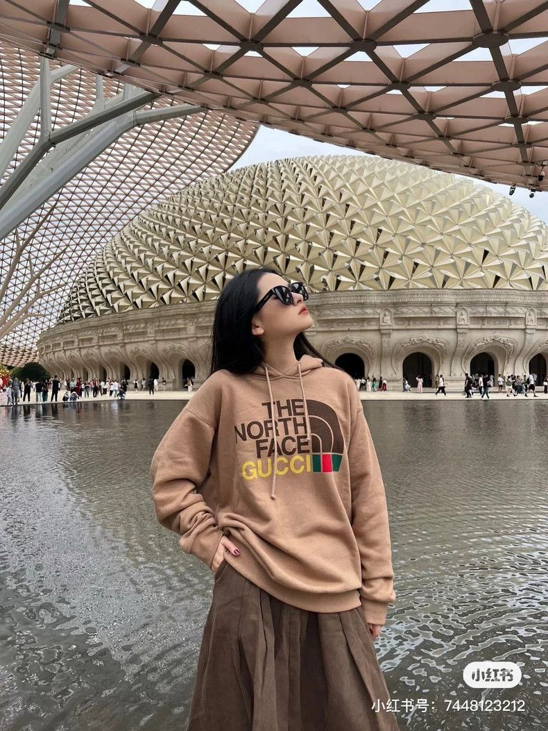 Gucci Gucci Hoodies 2501-Nextarrow Size US S / EU 44-46 / 1 - 8 Thumbnail