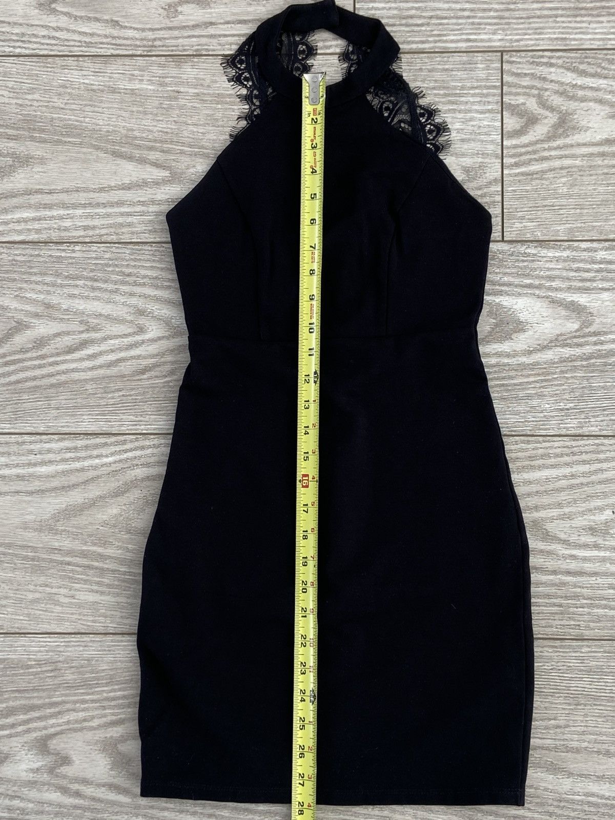 Lulus Lulus black mini dress. Size: XS. Size XS / US 0-2 / IT 36-38 - 4 Thumbnail