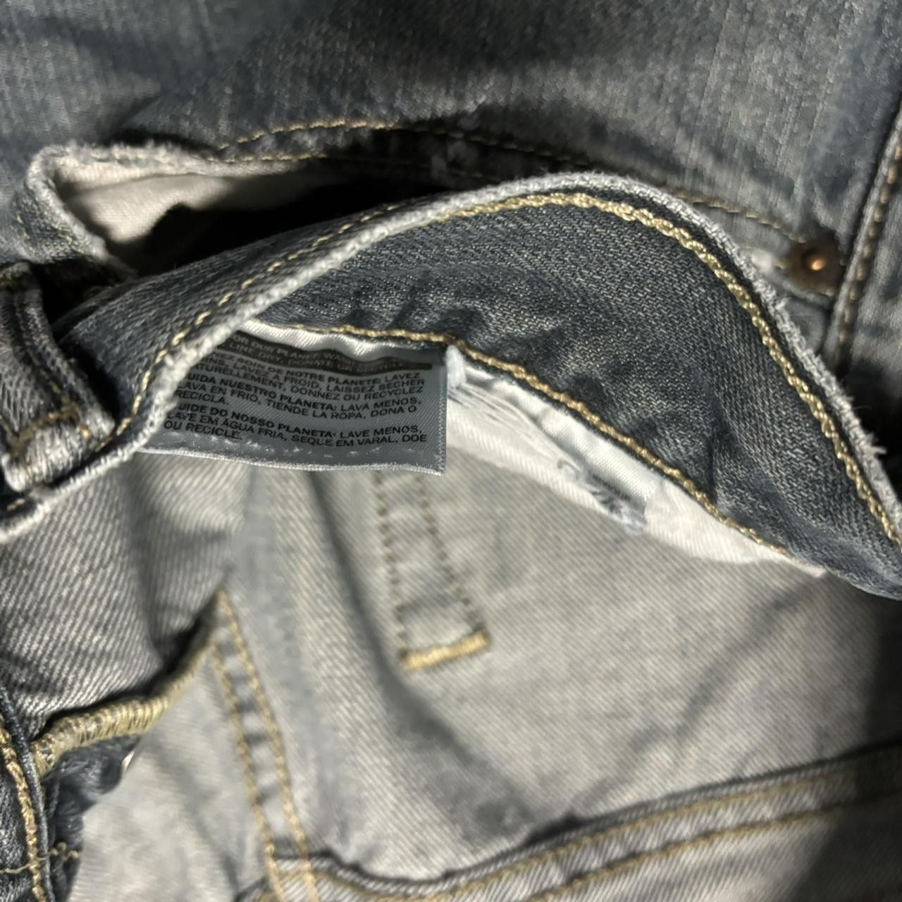 Levi's × Vintage Crazy Vintage Y2K/2000s Grunge Dark Wash Levi’s Denim Jeans! Size US 31 - 8 Thumbnail