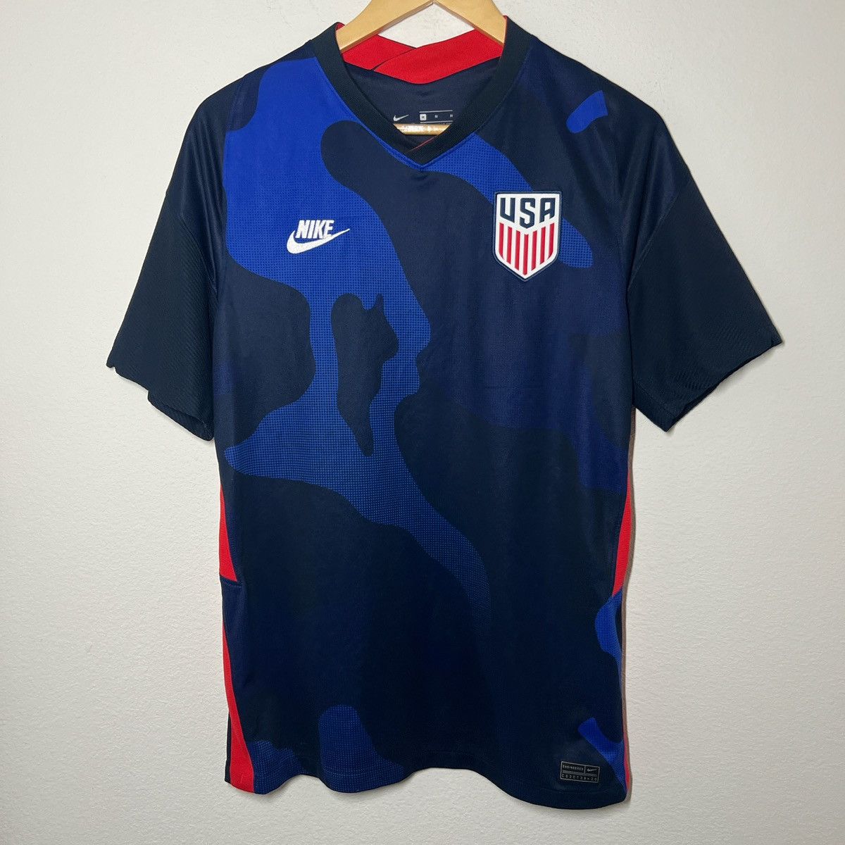 Nike USA 2020-2021 Away Jersey | Vintage Soccer Size US M / EU 48-50 / 2 - 1 Thumbnail