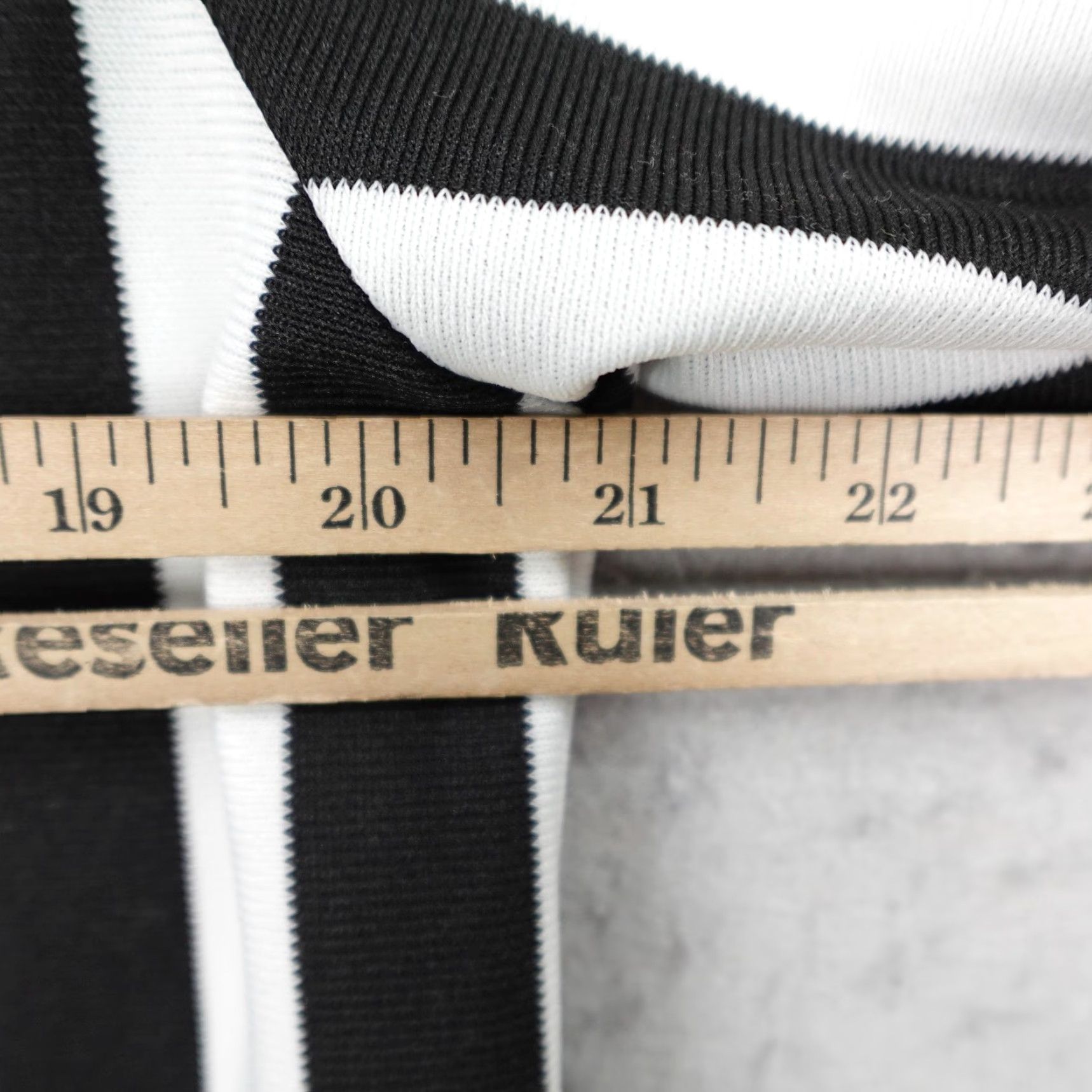 Vintage Cliff Keen Athletic Referee Shirt Black White Striped V Neck Medium Canada Mens Size US M / EU 48-50 / 2 - 6 Thumbnail
