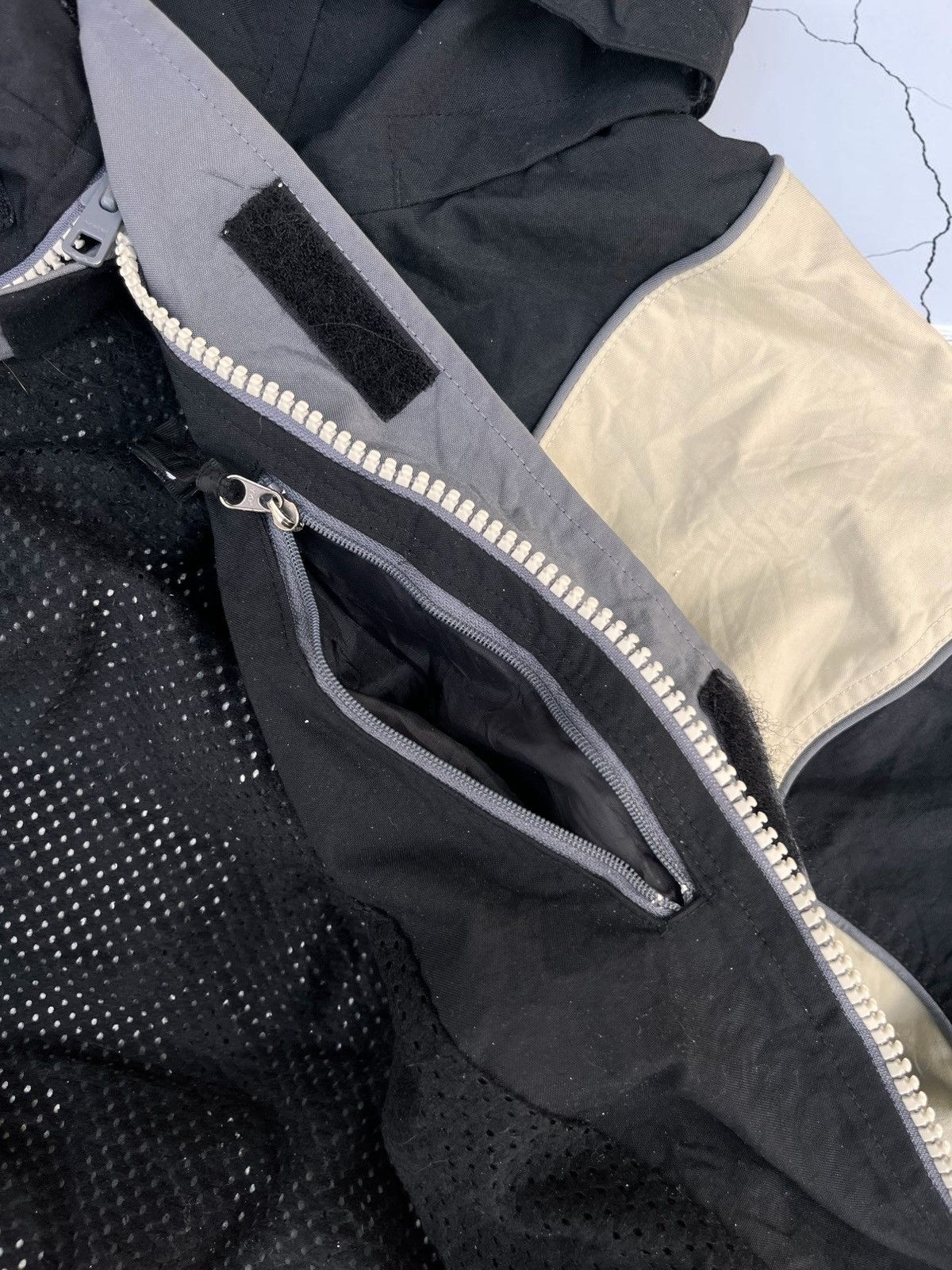 Nike ACG 2009 Nike ACG Layering System 3 Storm Fit Jacket Size US L / EU 52-54 / 3 - 12 Thumbnail