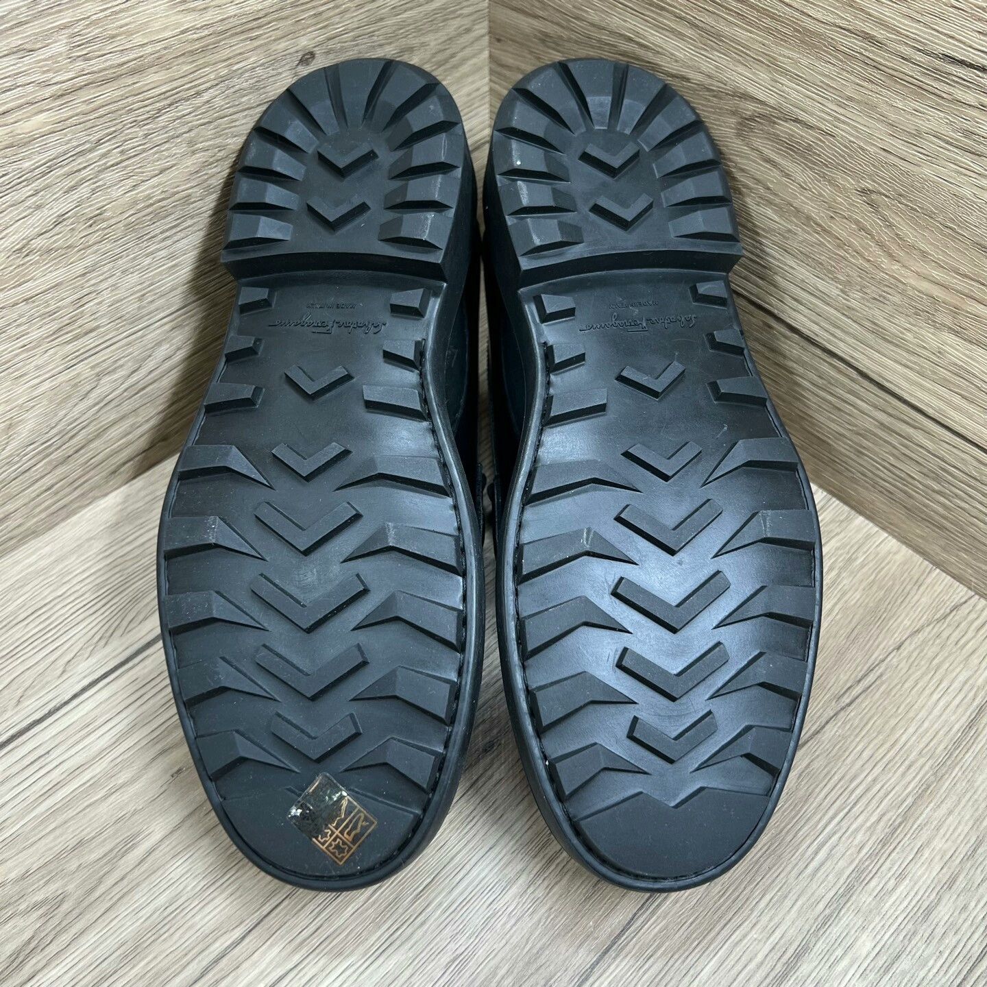 Salvatore Ferragamo Ferragamo Galles Black Silver Lock Loafers Size US 6.5 / EU 39-40 - 6 Thumbnail