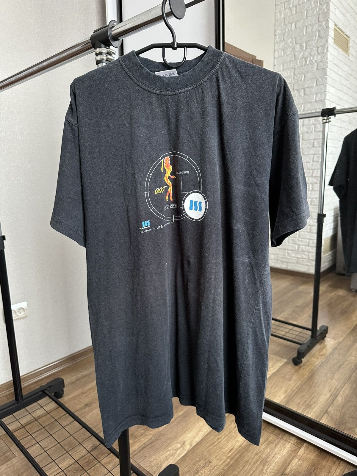 Vintage 1999 James Bond 007 Vintage Movie T-Shirt Tee Size US XL / EU 56 / 4 - 2 Thumbnail