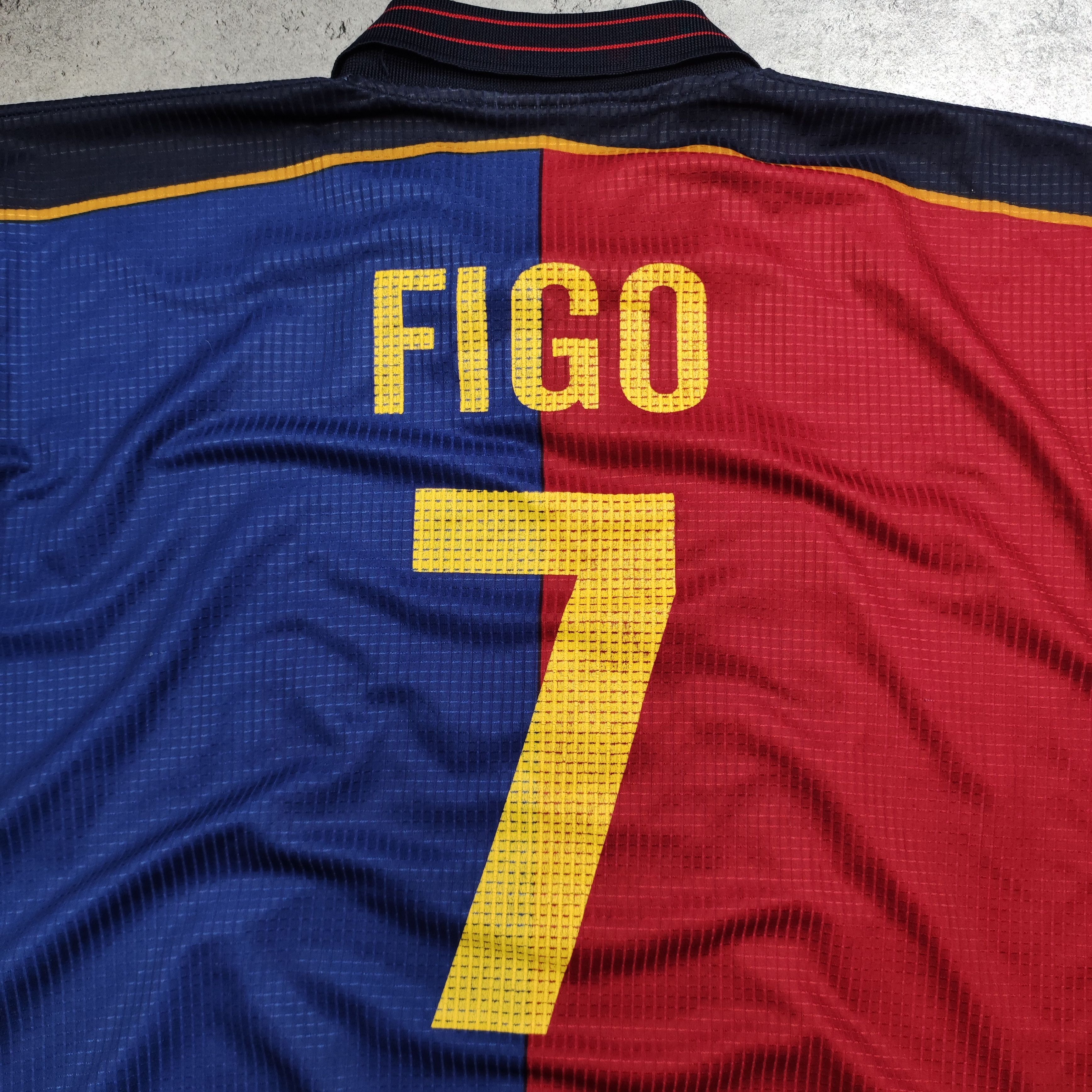 Vintage RARE FC Barcelona 1999 #7 Figo Rogers Offcial Football Kit Size US L / EU 52-54 / 3 - 13 Thumbnail