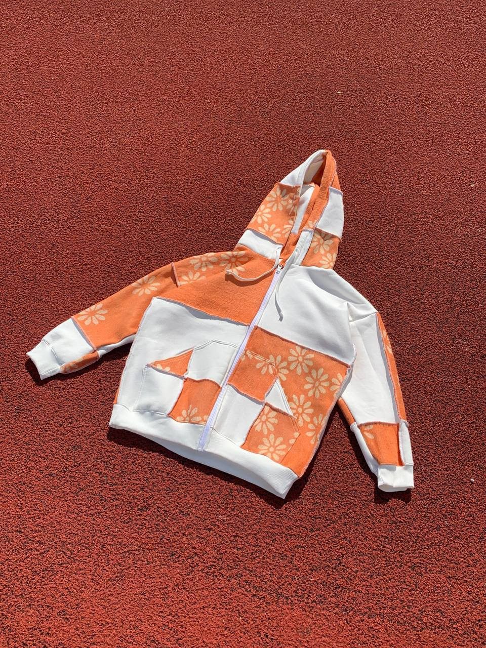 Handmade × Vintage Vintage Y2k Upcycled Zip Hoodie Size US M / EU 48-50 / 2 - 2 Thumbnail