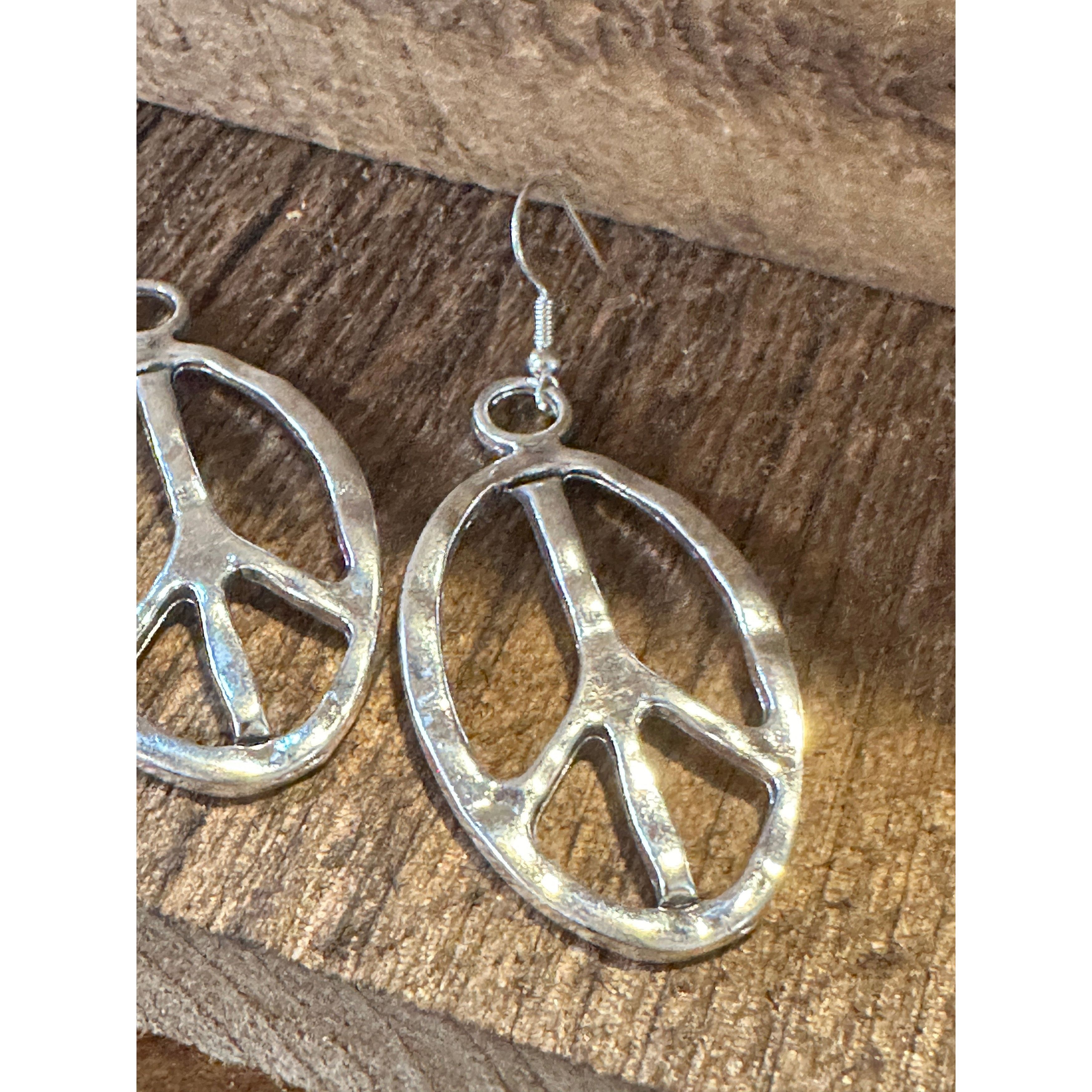 Other Boho Vintage Hippie Peace Sign Dangle Wire Earrings, Silver Size ONE SIZE - 6 Thumbnail