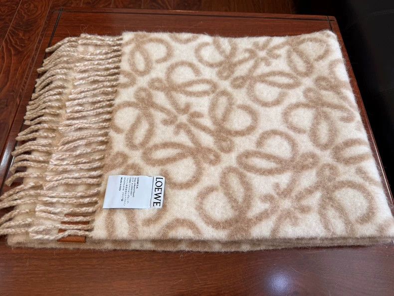 Loewe LOEWE Classic alpaca and wool Anagram scarves Size ONE SIZE - 6 Thumbnail