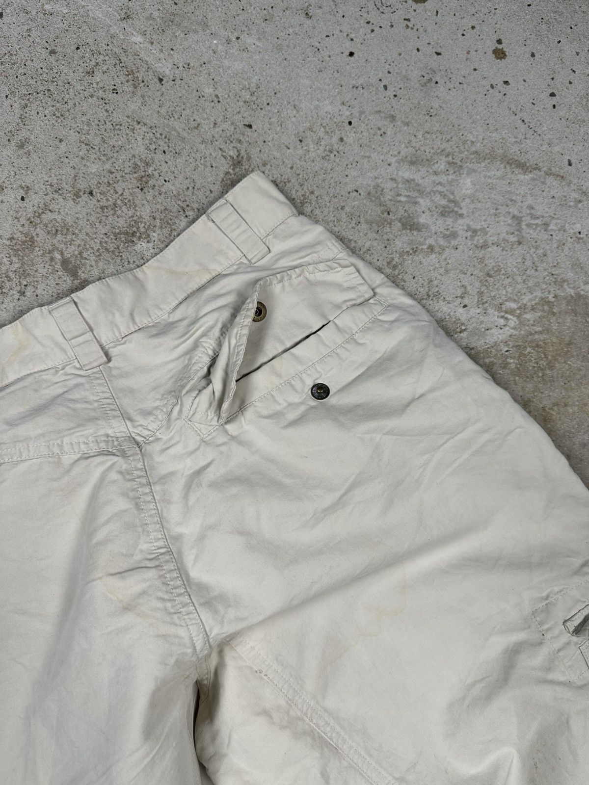 Adidas Vintage Y2K Adidas Beige Baggy Track Cargo Pants Size US 27 - 21 Thumbnail