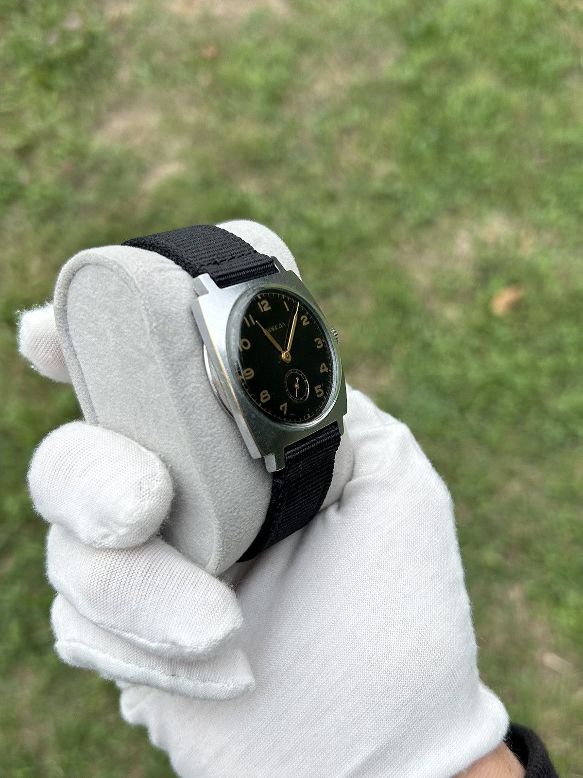 Vintage Vintage Watch Pobeda Soviet USSR Mechanical 1970s Size ONE SIZE - 7 Thumbnail