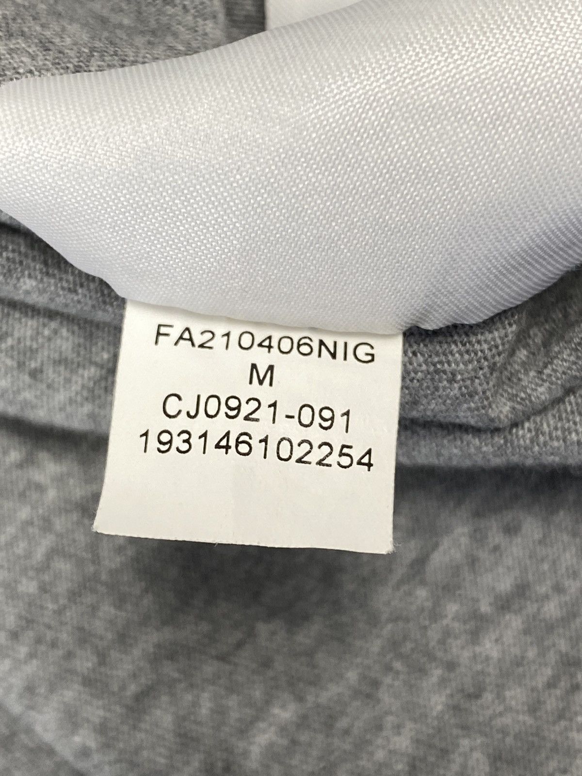 Jordan Brand Nike Air Jordan Big Logo T Shirt Size M Size US M / EU 48-50 / 2 - 9 Thumbnail