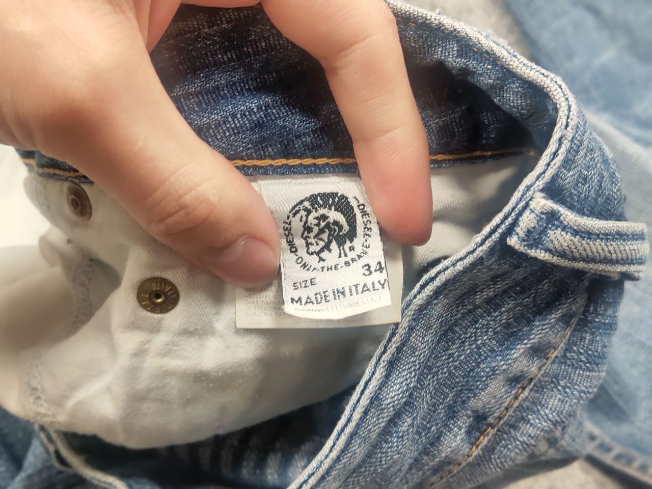 Diesel Vintage 90's Diesel Rabox distressed Denim Crazy Jeans LGB Size US 34 / EU 50 - 18 Thumbnail