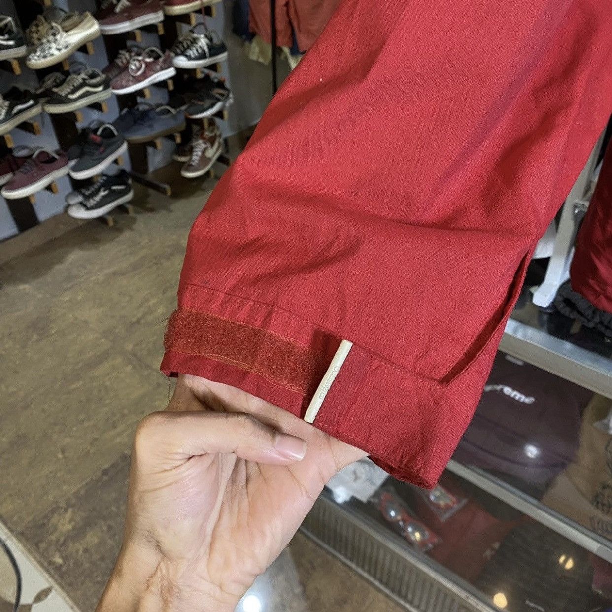 Burton Burton Ronin multi-pocket red snowboarding jackets Size US L / EU 52-54 / 3 - 8 Thumbnail