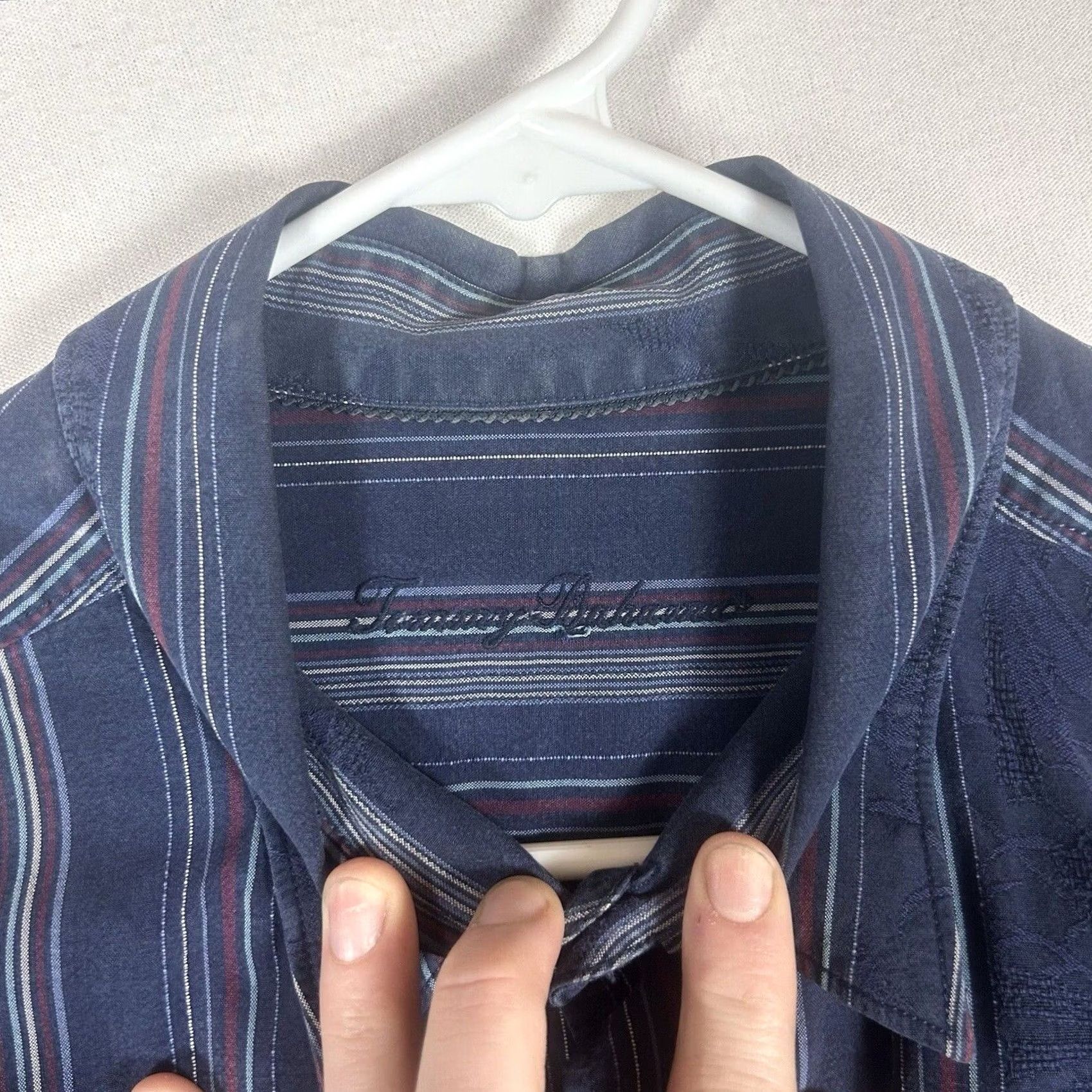 Tommy Bahama Tommy Bahama Long Sleeve Button-Up Shirt Mens L Textured Striped Blue Casual Size US L / EU 52-54 / 3 - 3 Thumbnail