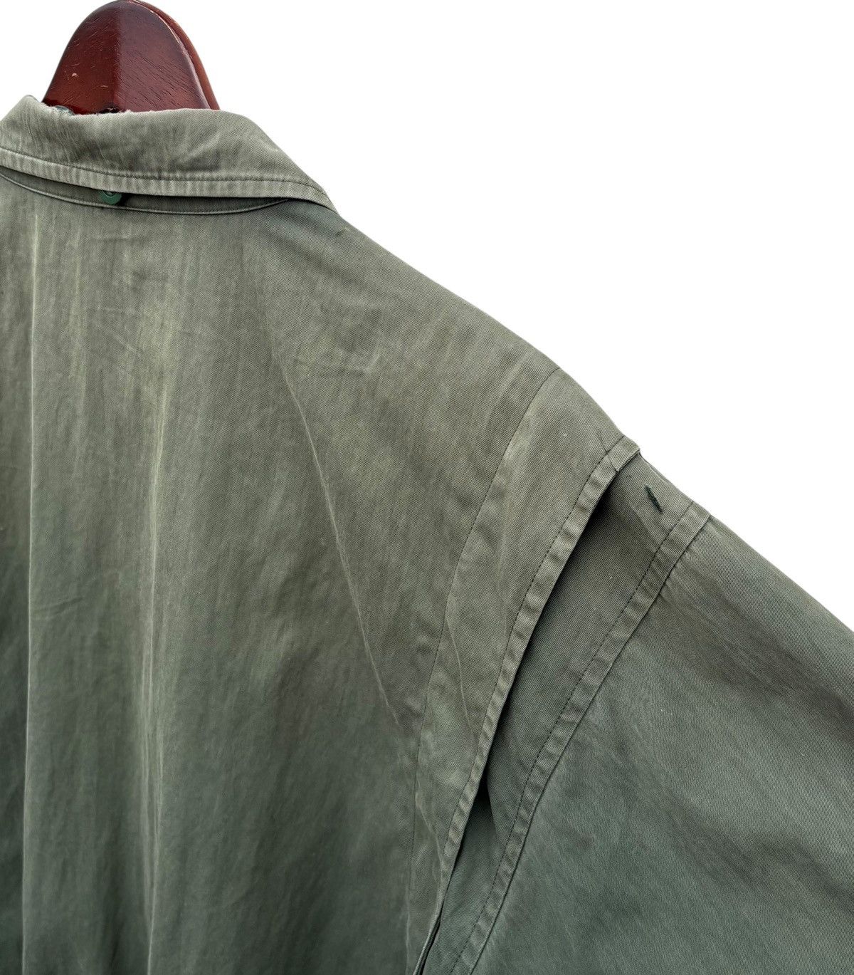 Burberry Vintage Burberry’s Thrashed Sun Faded Harrington Jacket Size US L / EU 52-54 / 3 - 20 Thumbnail