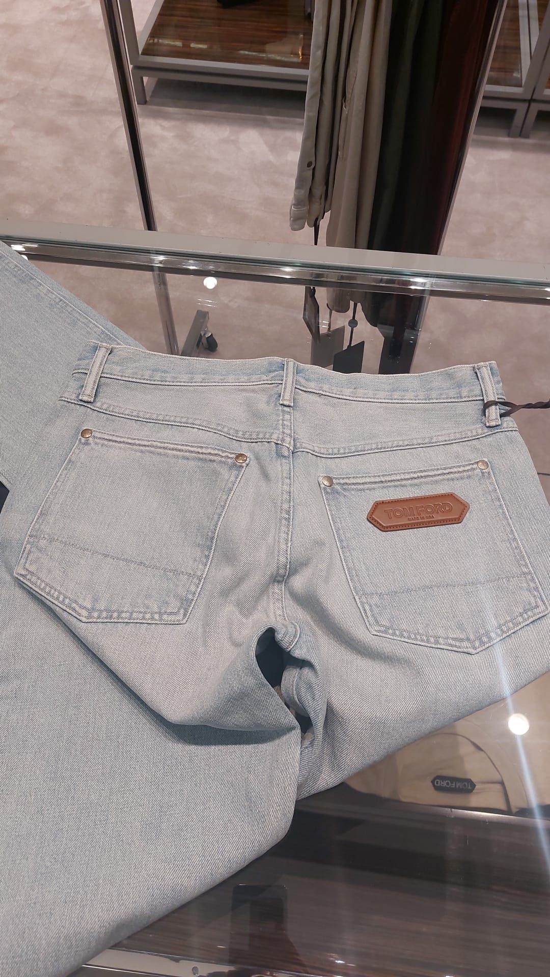 Tom Ford o1loc1c0924 DPT002 Tapered Jeans in Light Blue Size US 40 / EU 56 - 3 Thumbnail