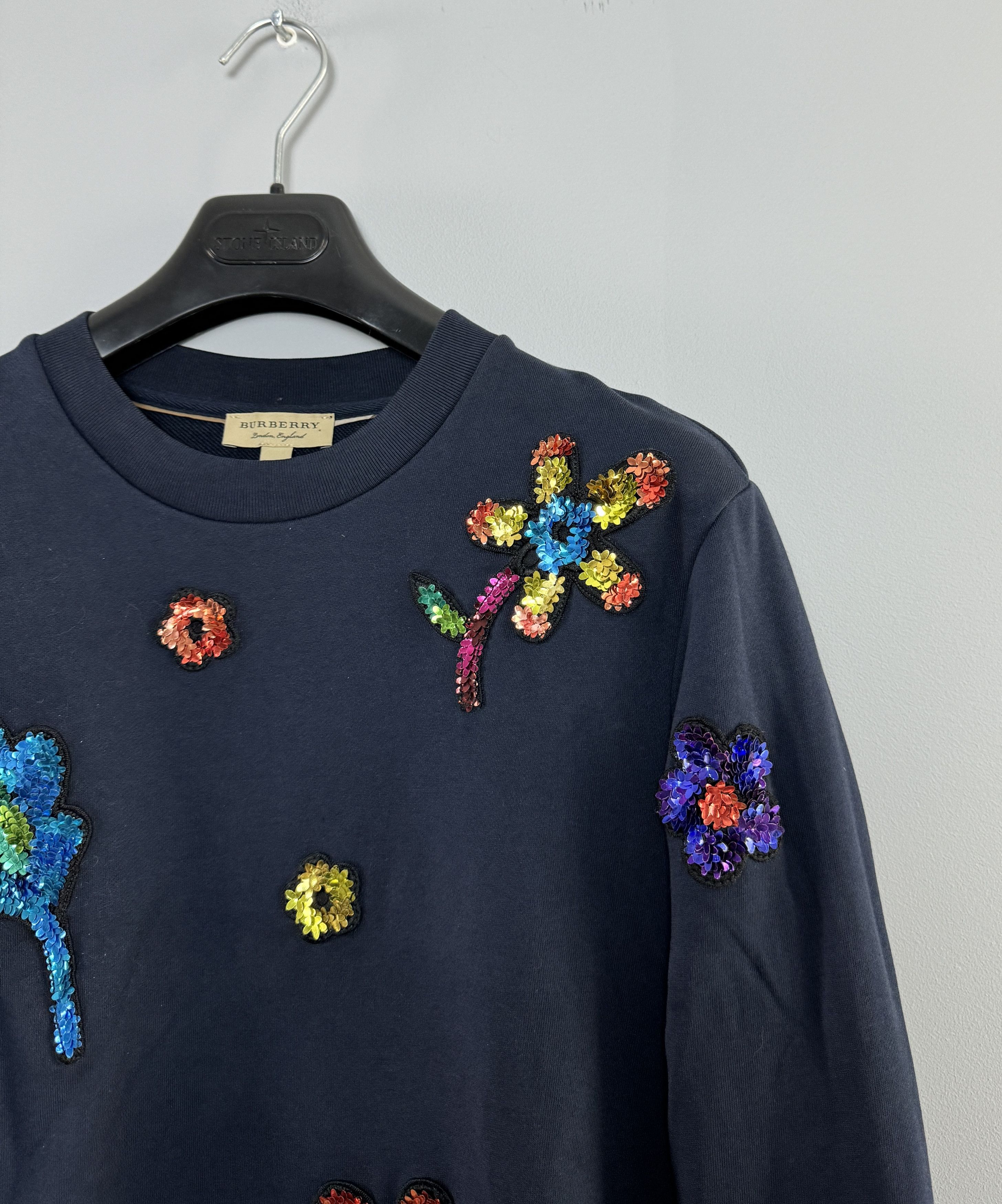 Burberry Burberry Floral Sweatshirt Sequin Embellished Navy Size XS Size XS / US 0-2 / IT 36-38 - 3 Thumbnail