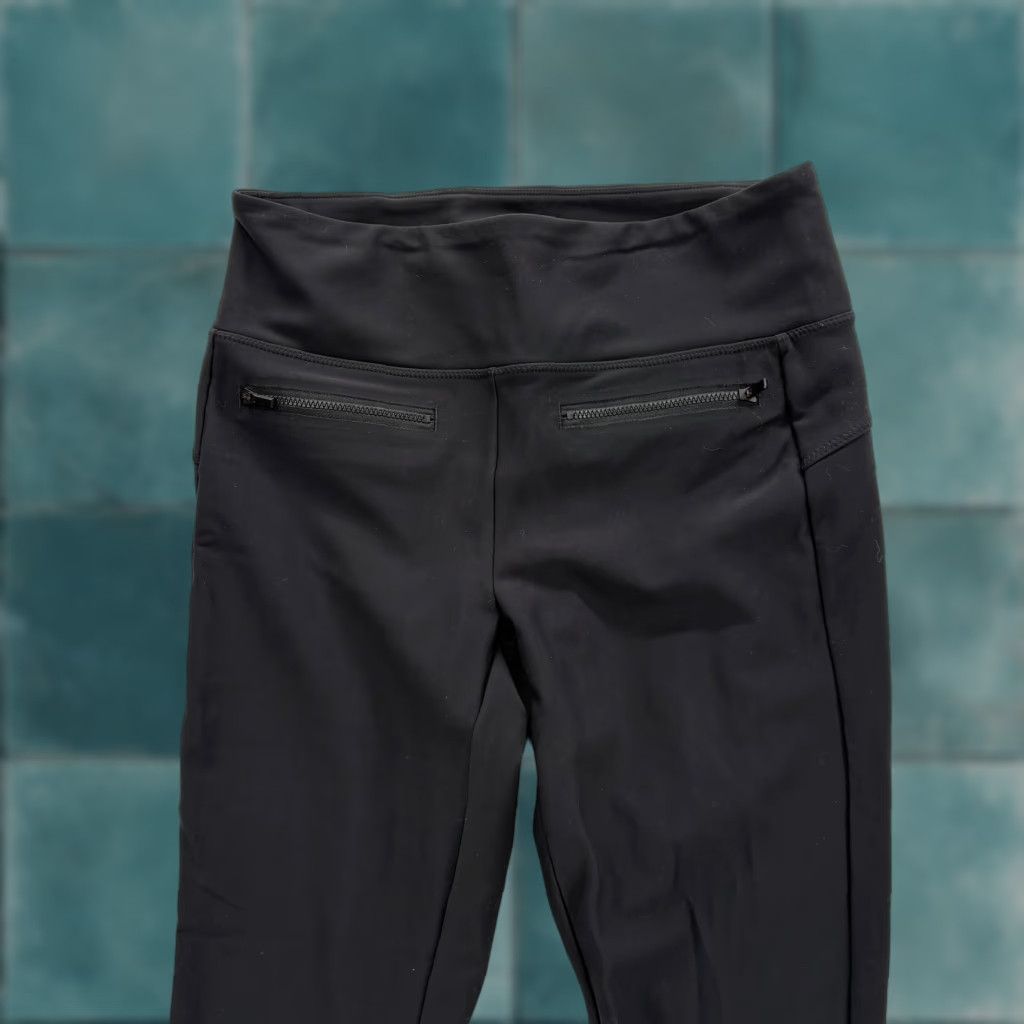 Athleta Athleta Stellar Crop Pants Womens Medium Black Stretch Euroluxe Pull On Gym Yoga Size 32" / US 10 / IT 46 - 1 Thumbnail