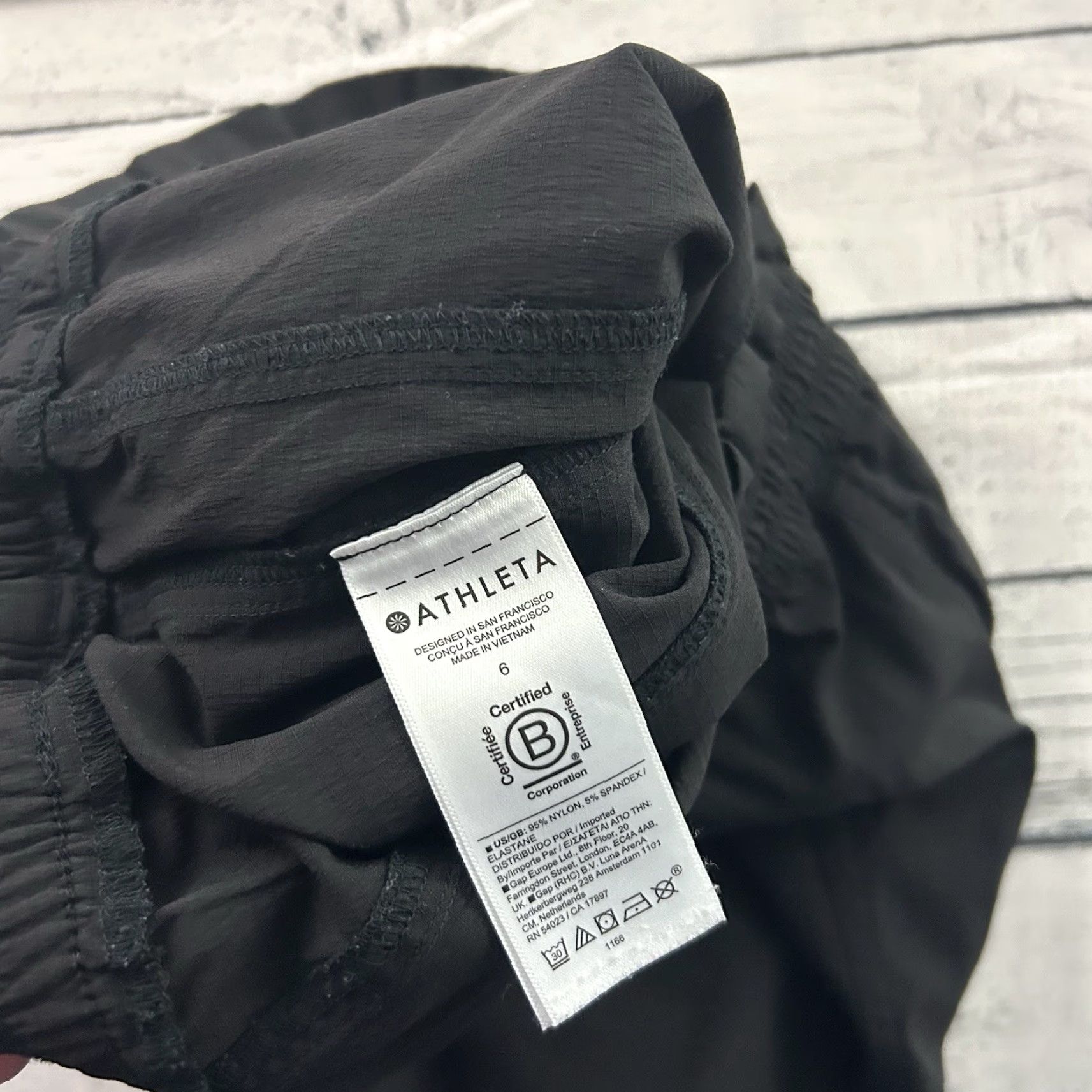 Athleta Athleta Trekkie High Rise Parachute Pant Women's 6 Black Track Pants Activewear Womens Pants Trekkie Black 6 Size 28" / US 6 / IT 42 - 5 Thumbnail