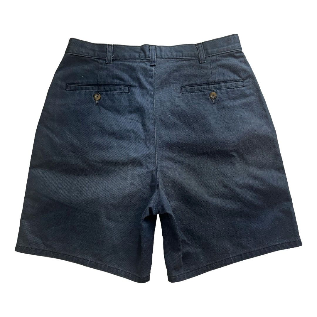 L.L. Bean L.L. Bean Short Size US 30 / EU 46 - 2 Thumbnail