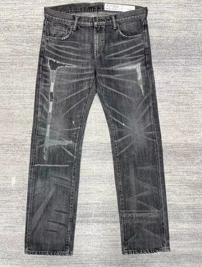 Neighborhood Neighborhood size M Jeans Size US 27 - 1 Thumbnail