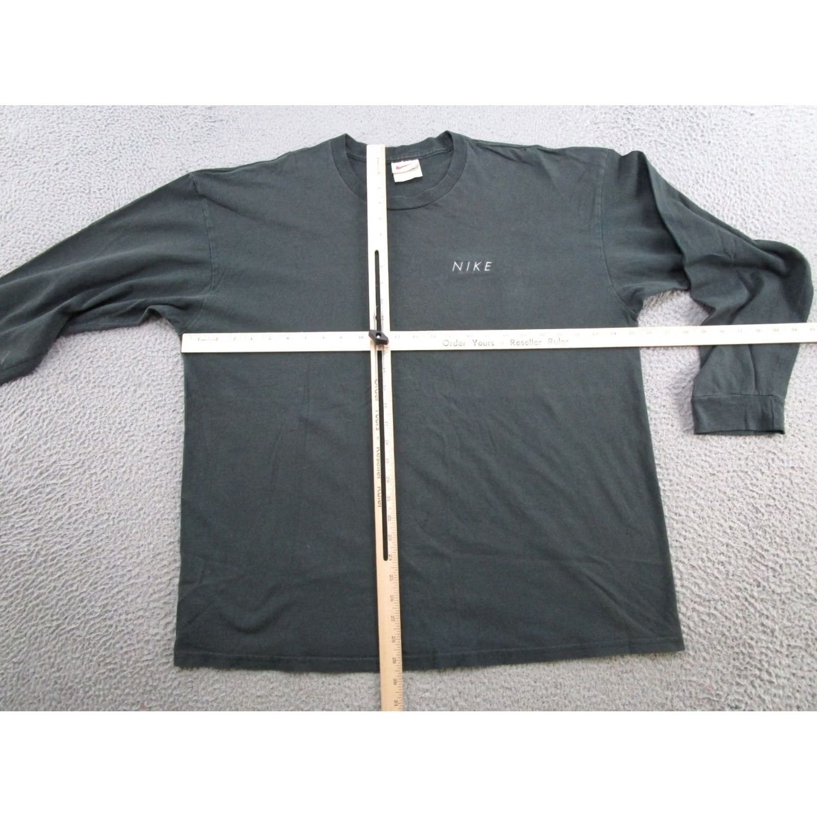 Nike VINTAGE Nike T Shirt Mens XL Black Long Sleeve Crew Neck Spell Out Blank White Tag Sports All Seasons 1990s Mens Size US XL / EU 56 / 4 - 7 Thumbnail