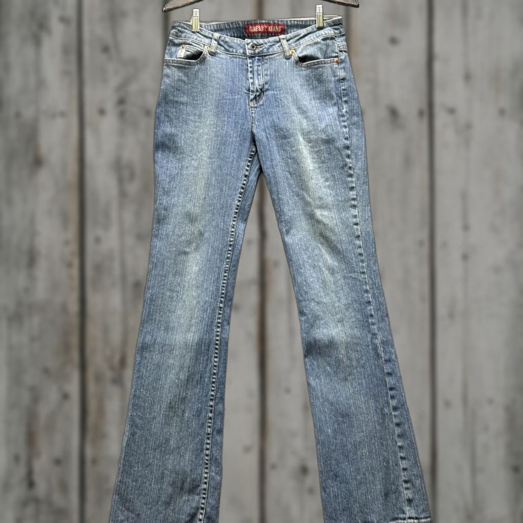 Guess VINTAGE GUESS Jeans Womens Bootcut Denim Blue Medium Wash Mid Rise 32x32 Logo 90s Size 24" / US 00 / IT 34 - 1 Thumbnail