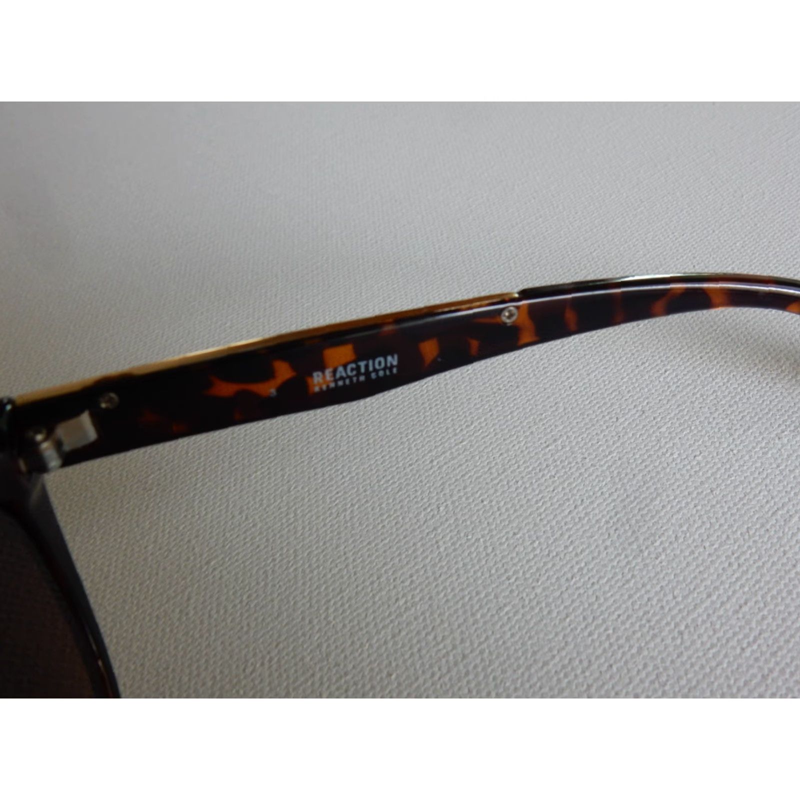 Kenneth Cole VINTAGE Kenneth Cole Sunglasses Women Brown 53mm UV Protection, Fashion Accessory Size ONE SIZE - 5 Thumbnail