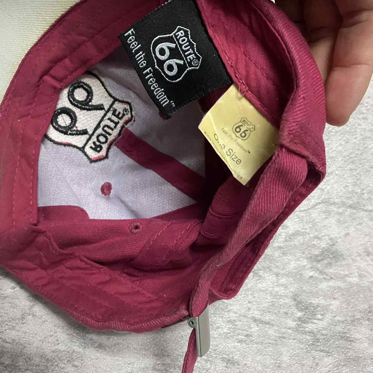 Other Burgundy and cream vintage cap cap Size ONE SIZE - 3 Thumbnail