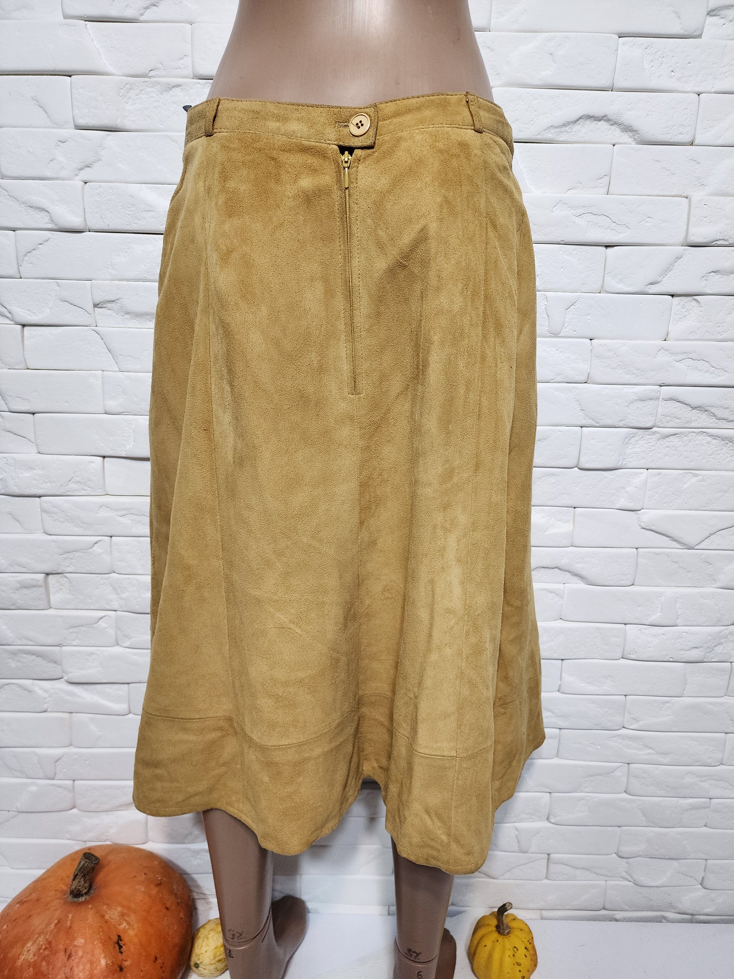 Genuine Leather Brown Suede Leather Skirt: 27" Waist Size 27" / US 4 / IT 40 - 2 Thumbnail
