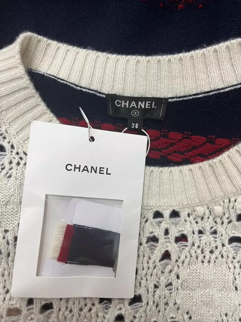 Chanel Chanel Cashmere hollowed-out crocheted color-matched cashm Size XS / US 0-2 / IT 36-38 - 4 Thumbnail