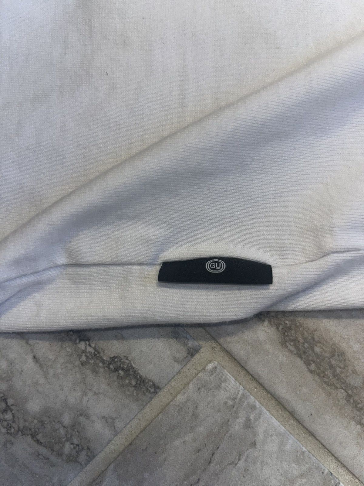 Undercover Undercover x GU tee Size US M / EU 48-50 / 2 - 4 Thumbnail