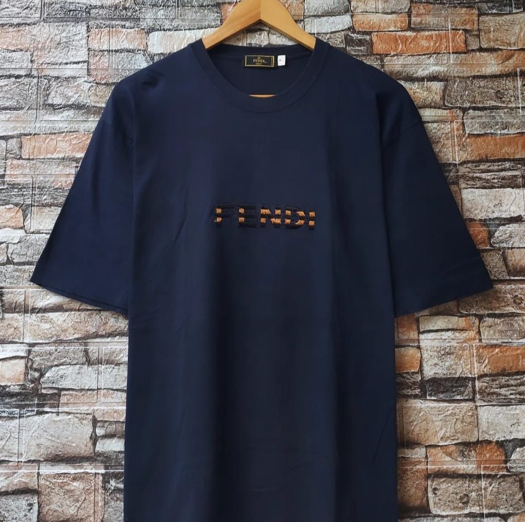 Fendi Vintage Fendi Embroidery Tshirt Size US M / EU 48-50 / 2 - 2 Thumbnail