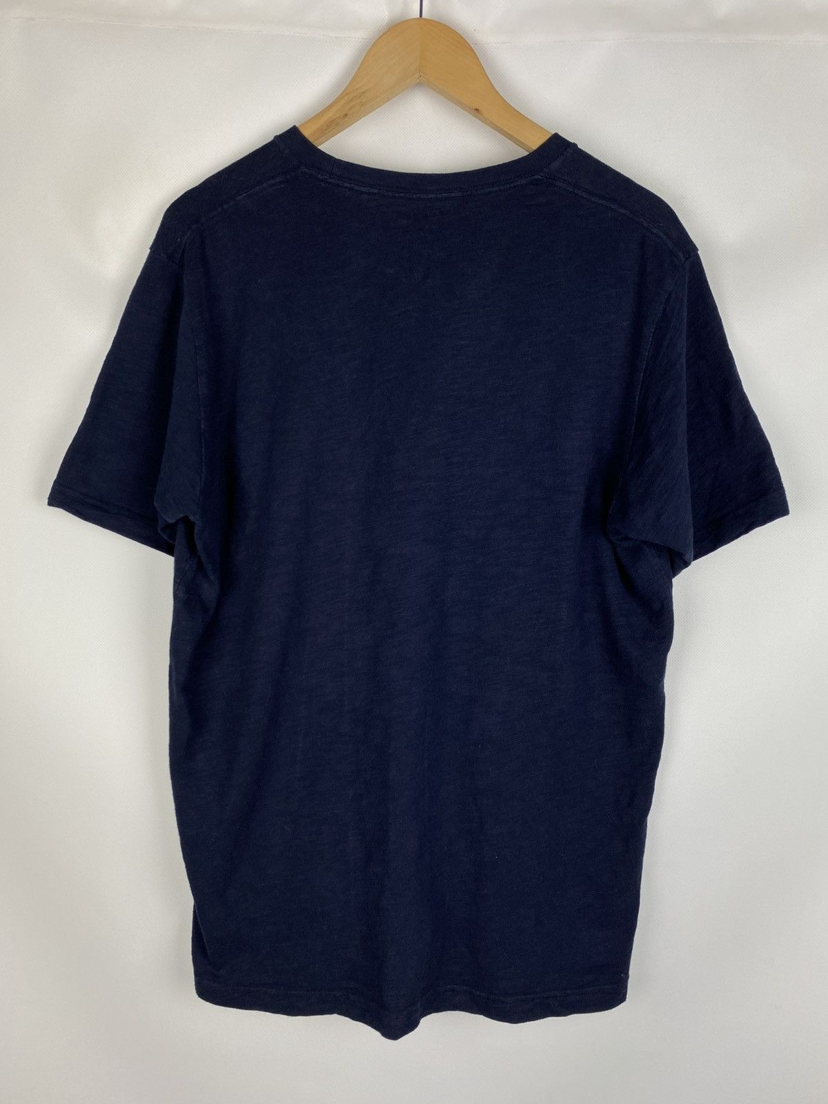 Uniqlo Uniqlo Hokusai Blue Japanese Art men’s t shirt size L Size US L / EU 52-54 / 3 - 12 Thumbnail