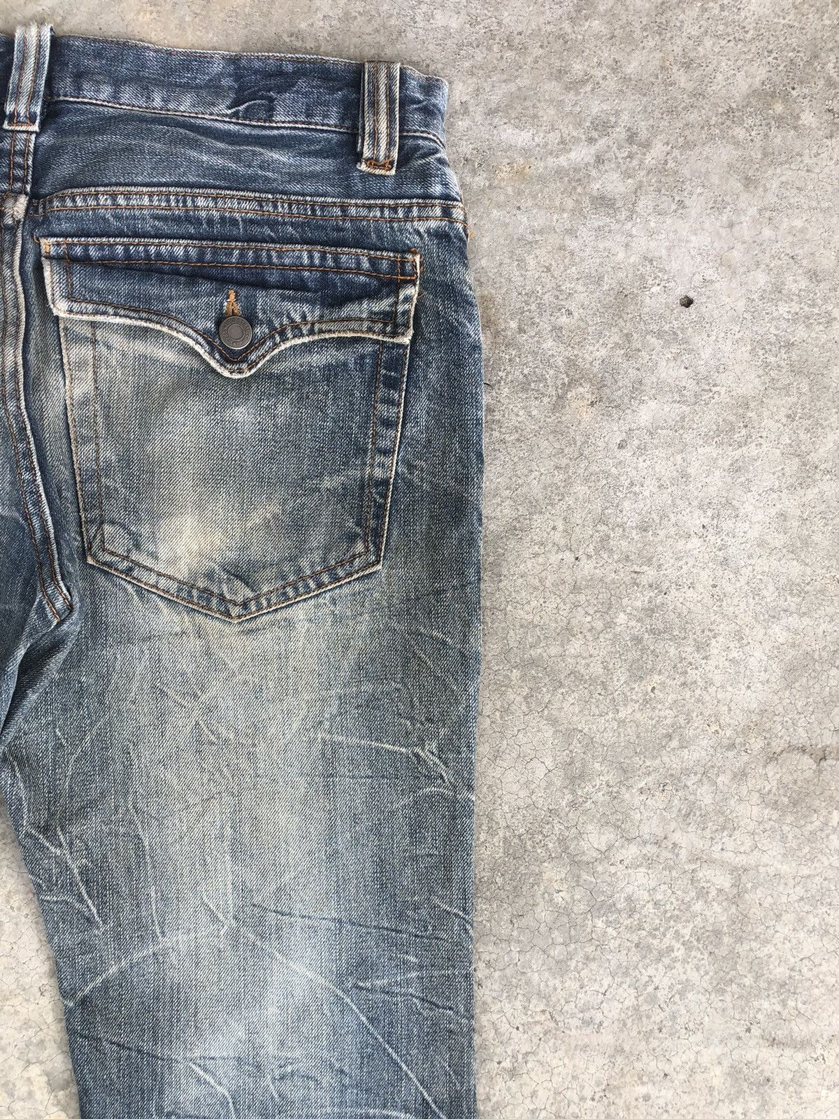 Le Grande Bleu (L.G.B.) Japanese Nylaus Flared Jeans Distressed Jeans Size US 31 - 10 Thumbnail