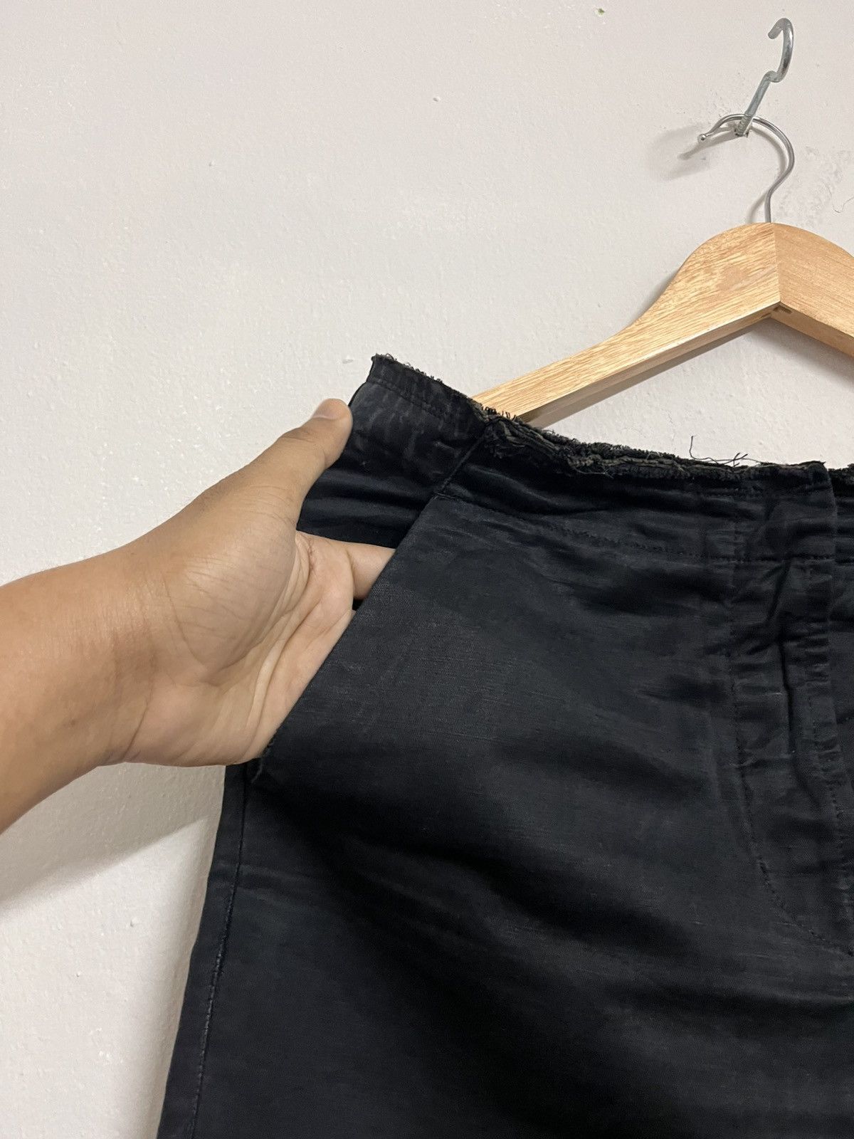 Maison Margiela Maison Martin Margiela MMM Black Avant garde skirts Size 28" / US 6 / IT 42 - 7 Thumbnail