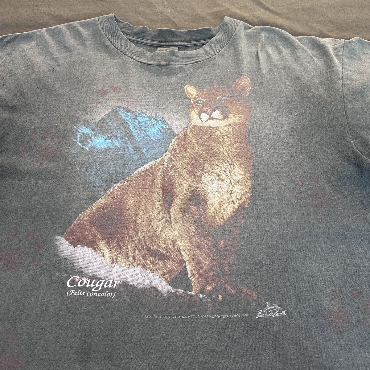 Vintage Vintage 90s 3D Emblem Cougar Tee XL Faded Size US XL / EU 56 / 4 - 6 Thumbnail