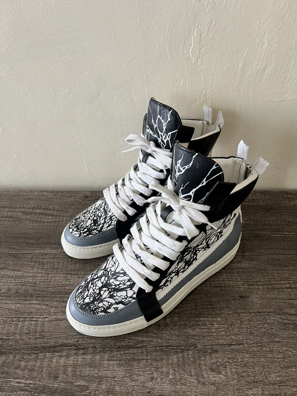 Kris Van Assche KRIS VAN ASSCHE LACED BACKZIP SNEAKERS Size US 6 / EU 39 - 7 Thumbnail
