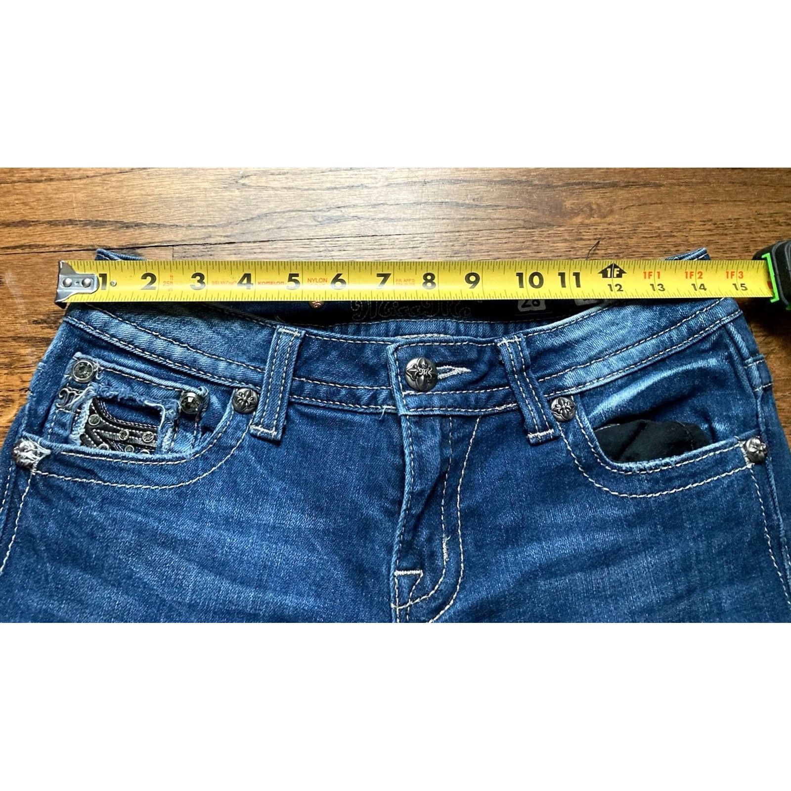 Miss Me Miss Me Jeans Capri Womens Sz 28 Flap Pocket JE6063P3 Rhinestone Embroidered Size 28" / US 6 / IT 42 - 6 Thumbnail