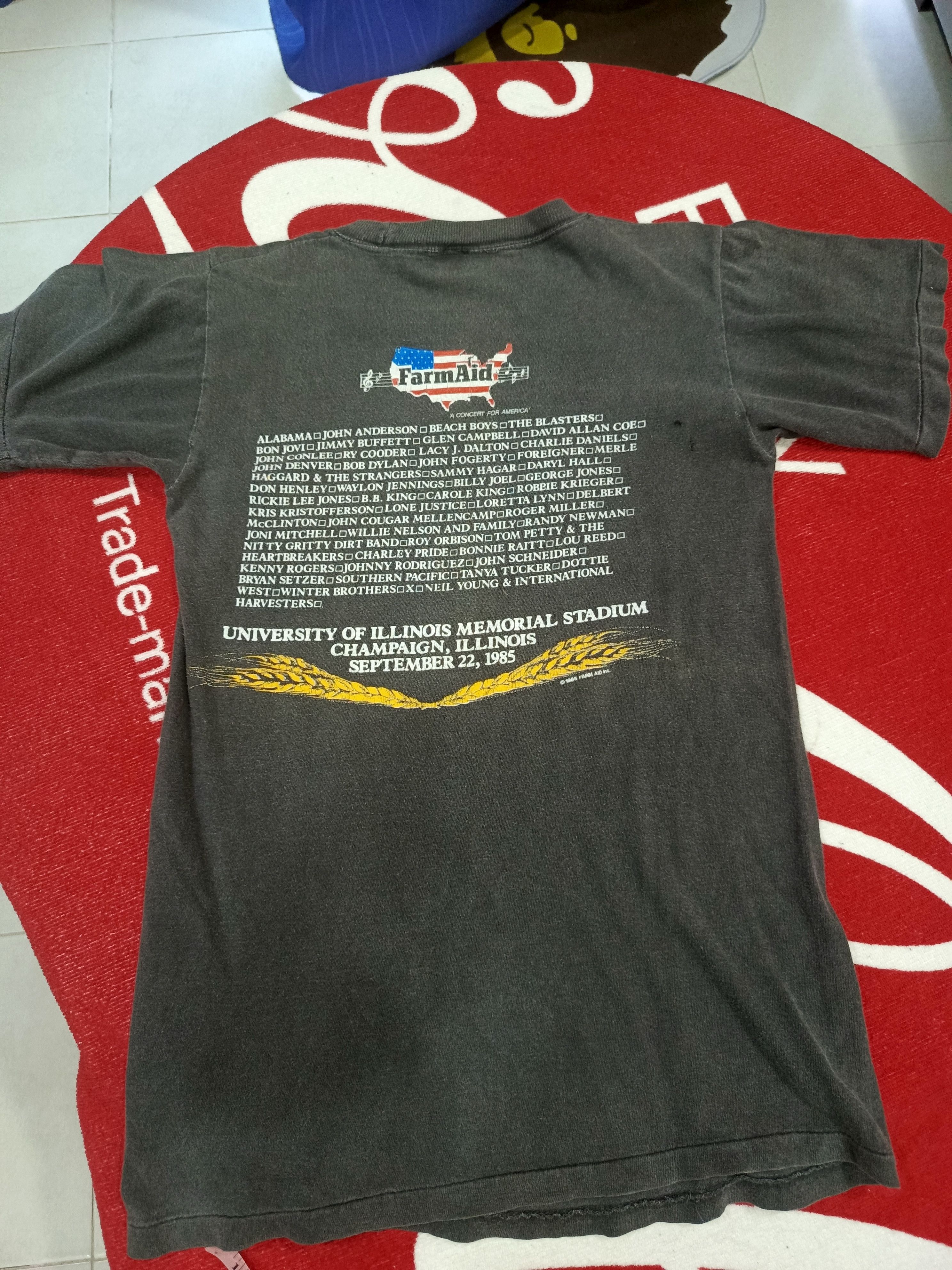 Vintage vintage 1990 Farm Aid IV concert tee Size US S / EU 44-46 / 1 - 6 Thumbnail