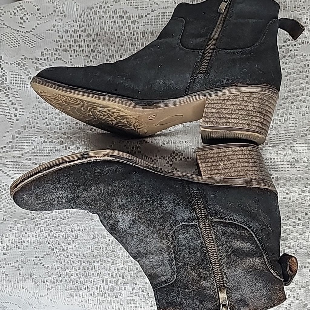 The Unbranded Brand Vepose black suede leather heeled ankle boots booties sz 8 Size US 8 / IT 38 - 5 Thumbnail