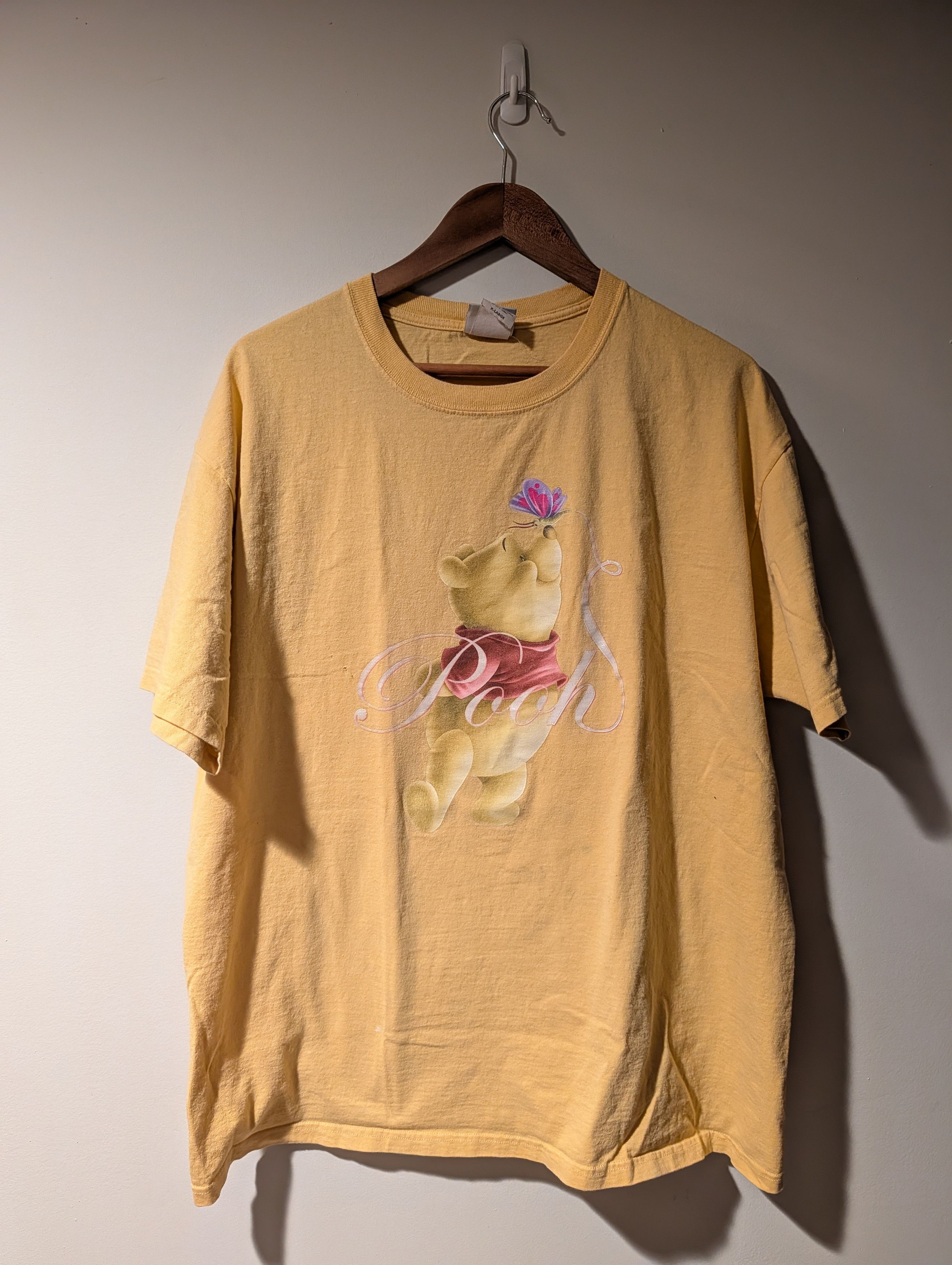 Disney Vintage 90s Winnie the Pooh Butterfly Disney T-Shirt Size US XL / EU 56 / 4 - 1 Thumbnail